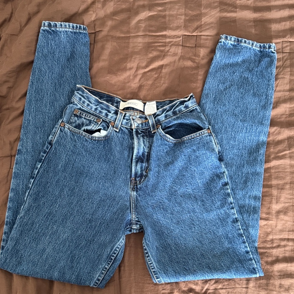 Vintage made in USA GAP Classic Fit Blue Jeans